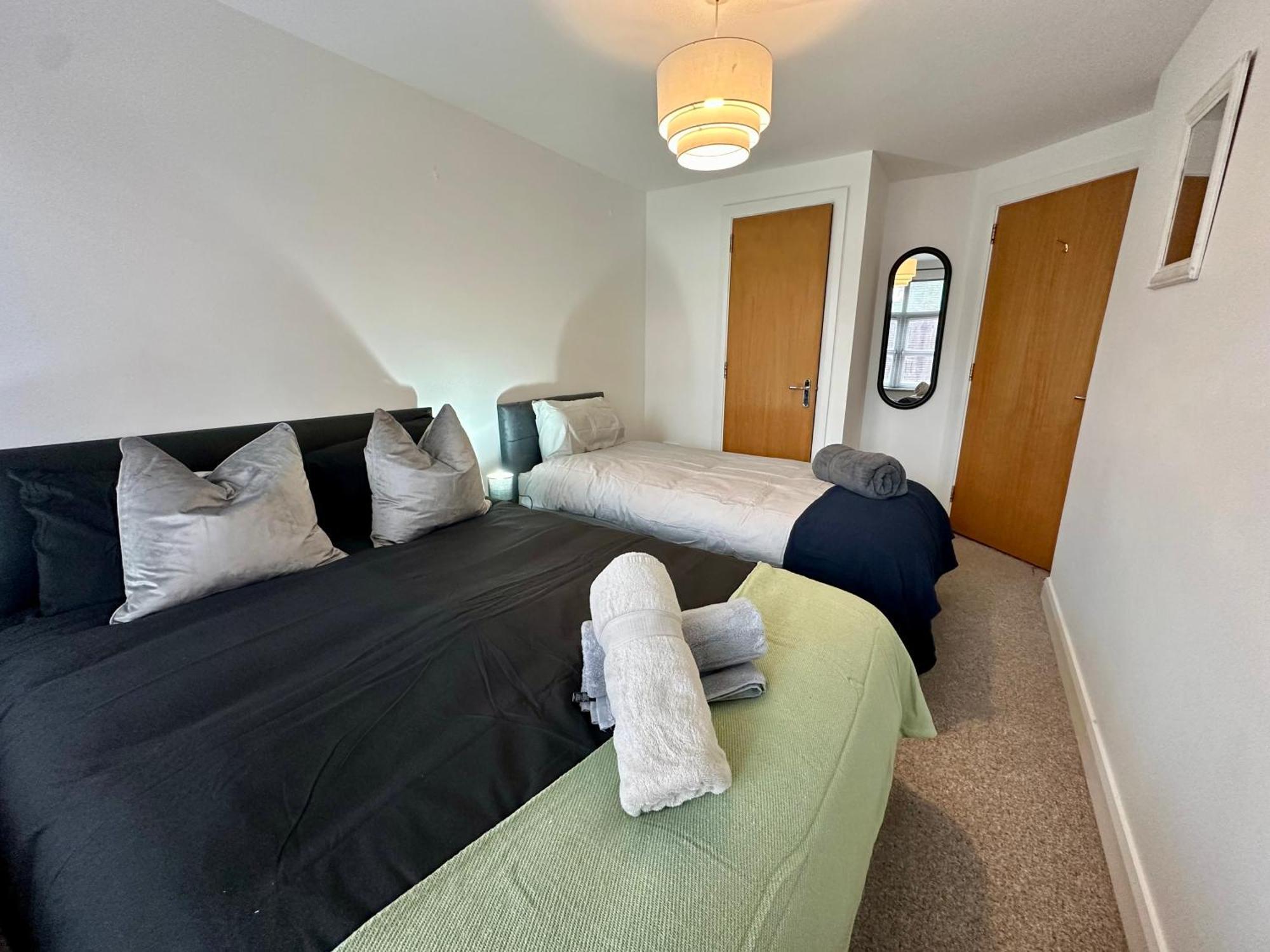2Br City Side Apartment Belfast Extérieur photo