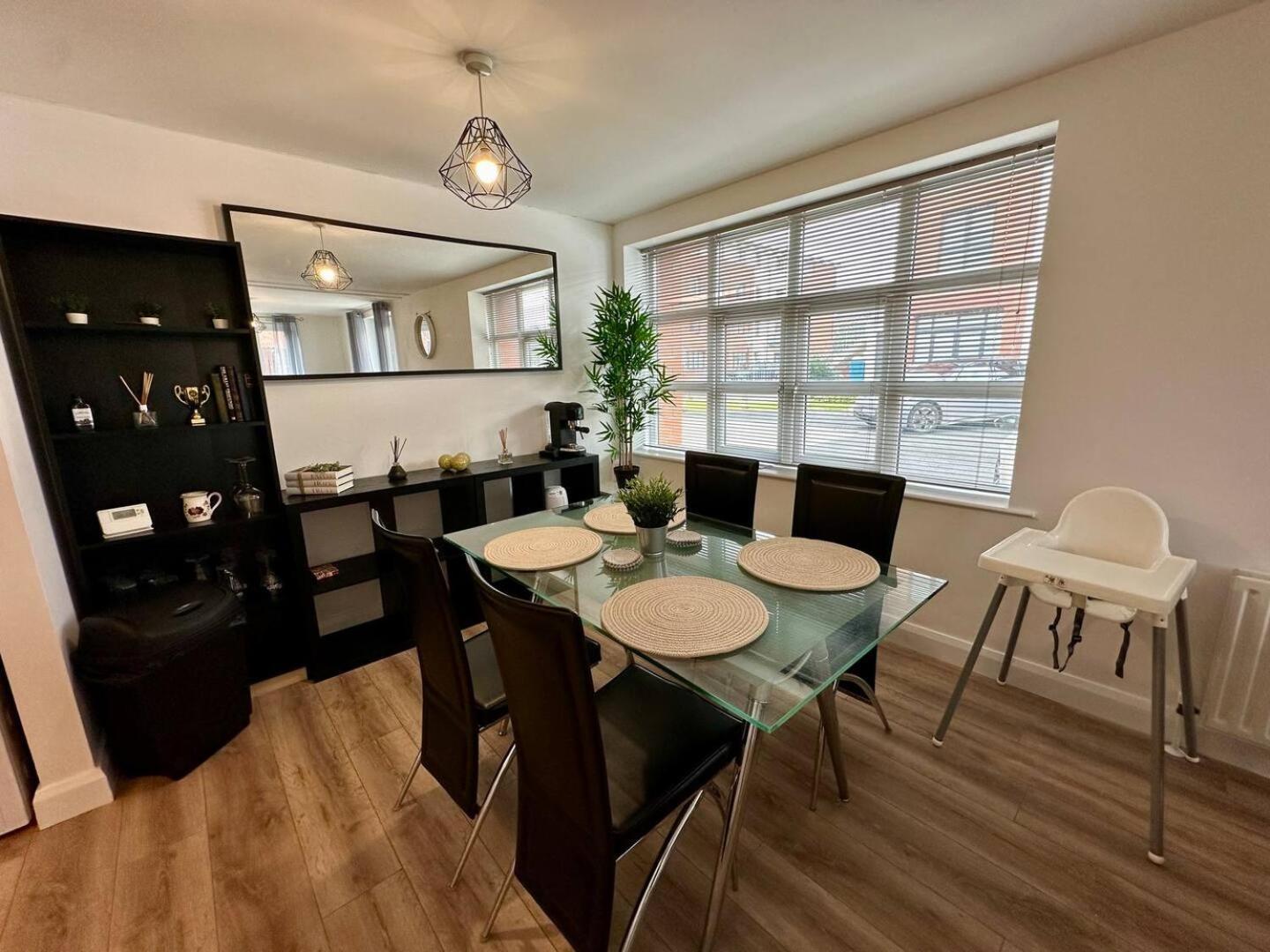 2Br City Side Apartment Belfast Extérieur photo