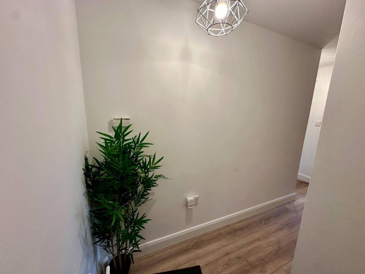 2Br City Side Apartment Belfast Extérieur photo